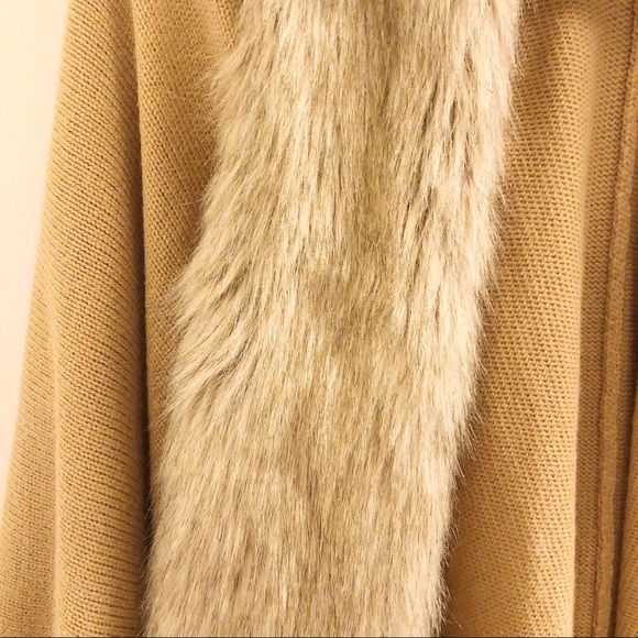 NY&C Faux Fur Poncho Cardigan - Picture 4 of 7